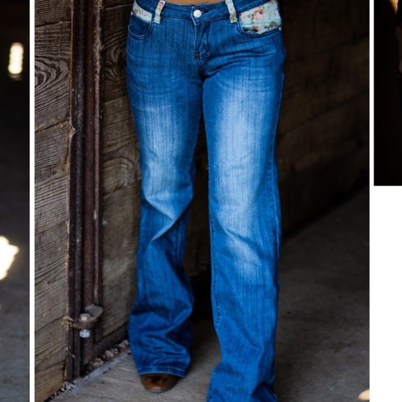 Floral denim jeans from RANCH Dressin - Picture 2 of 6